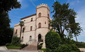 Гостиница Castello Montegiove  Фано